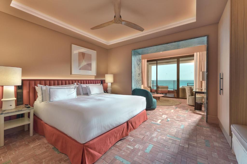
Junior Suite with Sea View
