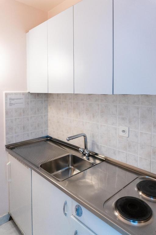 Drake Longchamp - Resim 10