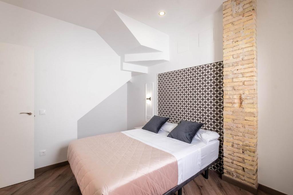 Postel nebo postele na pokoji v ubytování Spacious Penthouse with Massive Terrace