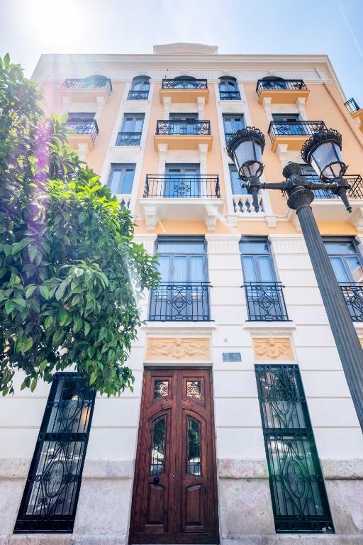 Amazing Apartment with aFun and Friendly Atmosphere, Valencia ...