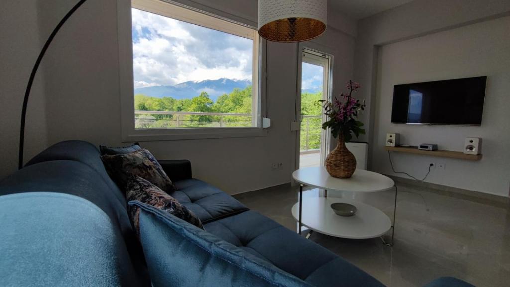 TV a/nebo společenská místnost v ubytování Anesi Suites & Rooms