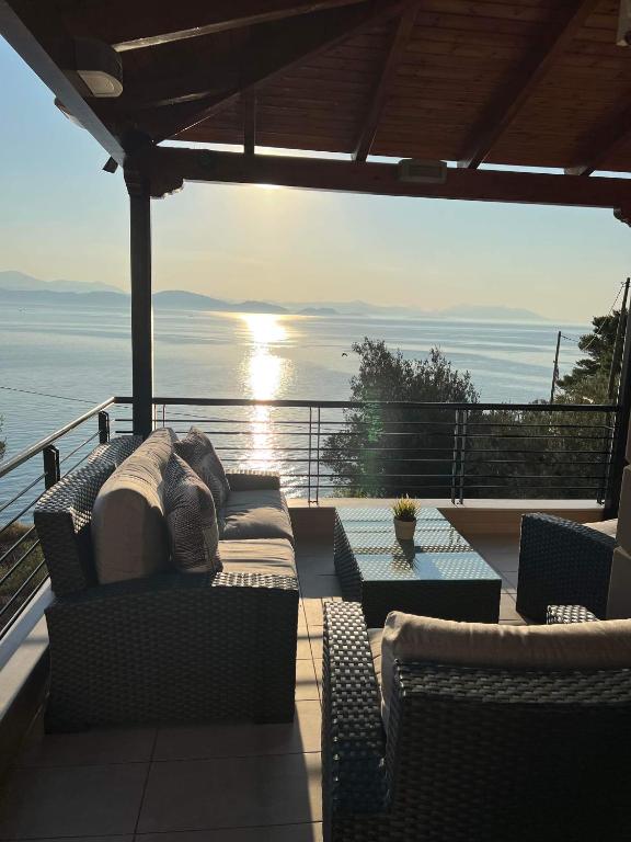 Spenny Sunrise Apartment, Xiropigado Updated 2024 Prices