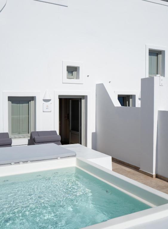 Asha Luxury Suites - 1