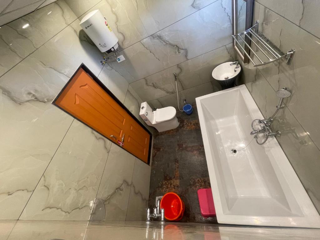 natural resort panhala - Suite Met Balkon