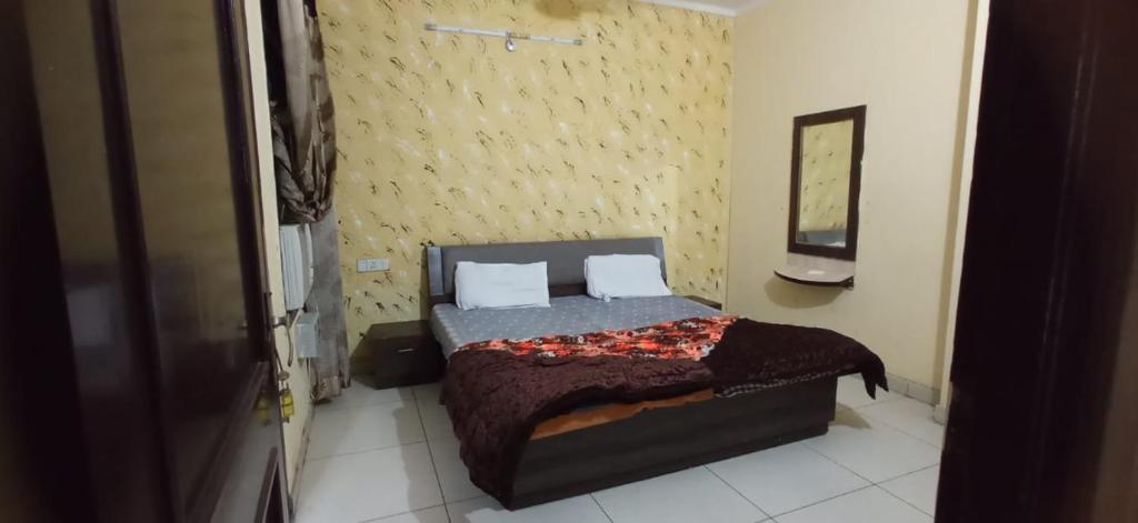 THE ROYAL Guest House