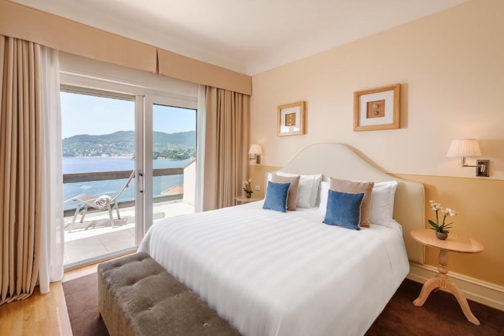 Cama o camas de una habitación en Grand Hotel Bristol Spa Resort, by R Collection Hotels