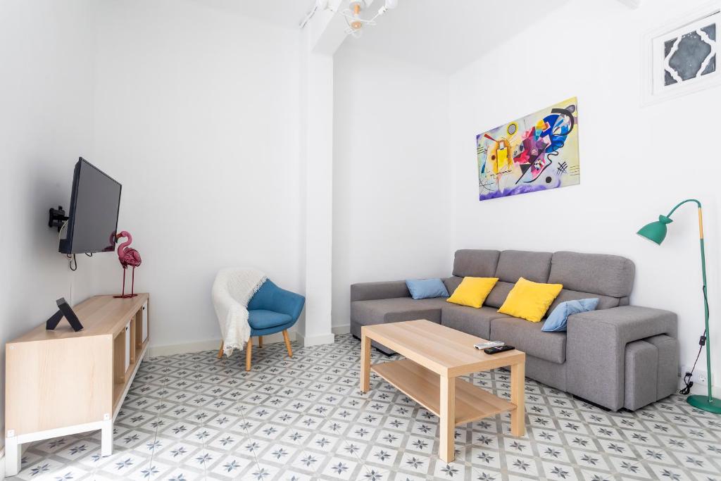 RUALVA FLATS, CONVENTO 1 Bright & Central with terrace ...