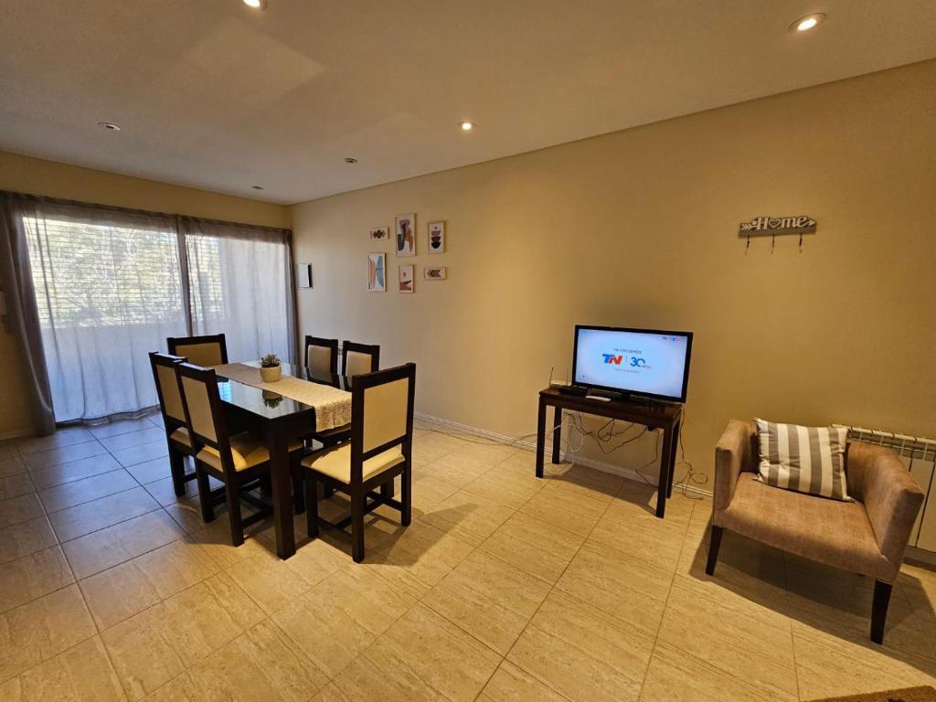 Μια τηλεόραση ή/και κέντρο ψυχαγωγίας στο Departamento Azcuénaga Sur