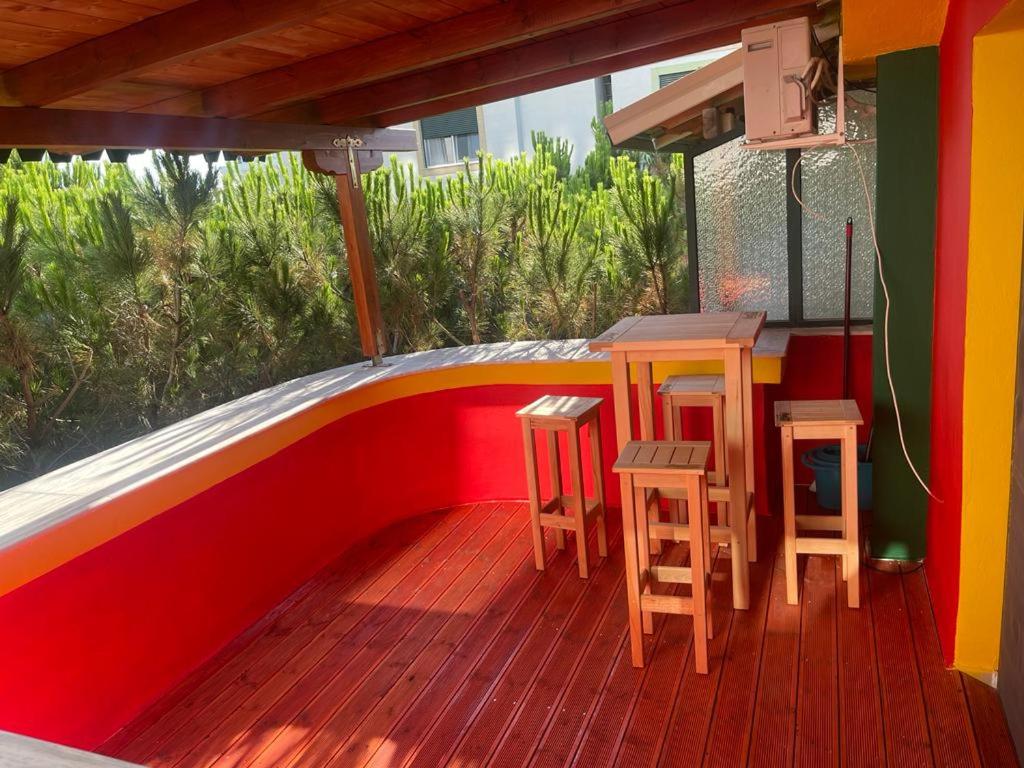 Pine Trees Veranda - Image 6