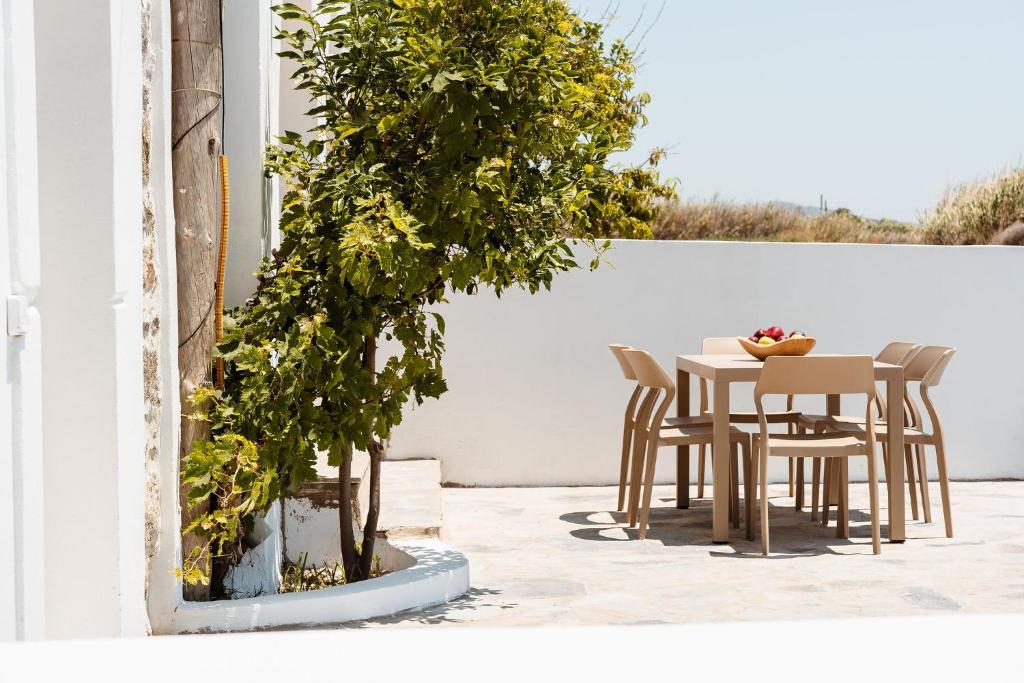 Balkón nebo terasa v ubytování Bee Naxian House