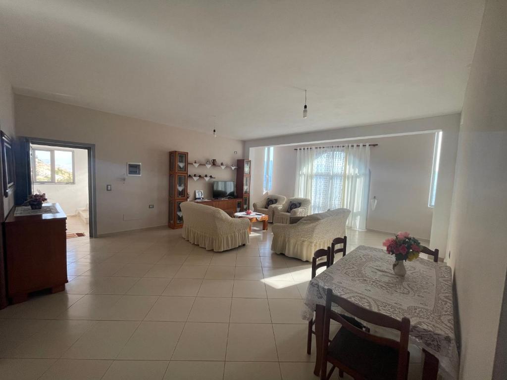 VILA Denad - Imazhi 4