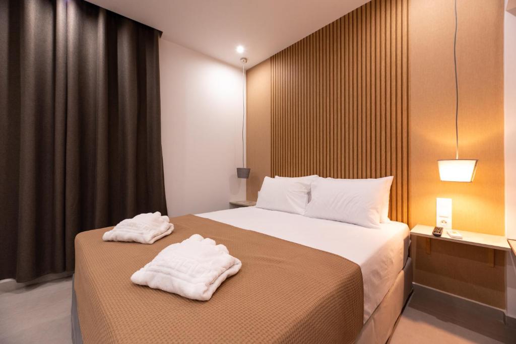 Airscape Hotel Free Shuttle From And To Athen's Airport - 9