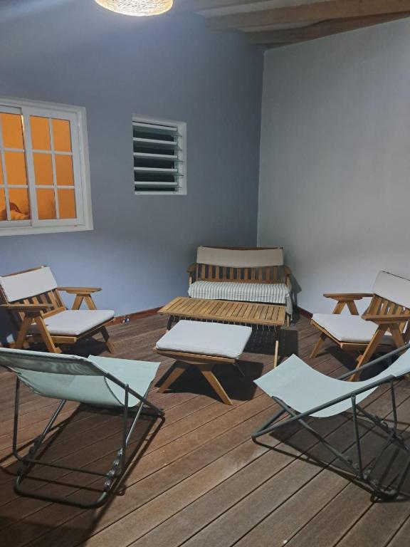 A seating area at Bekeke