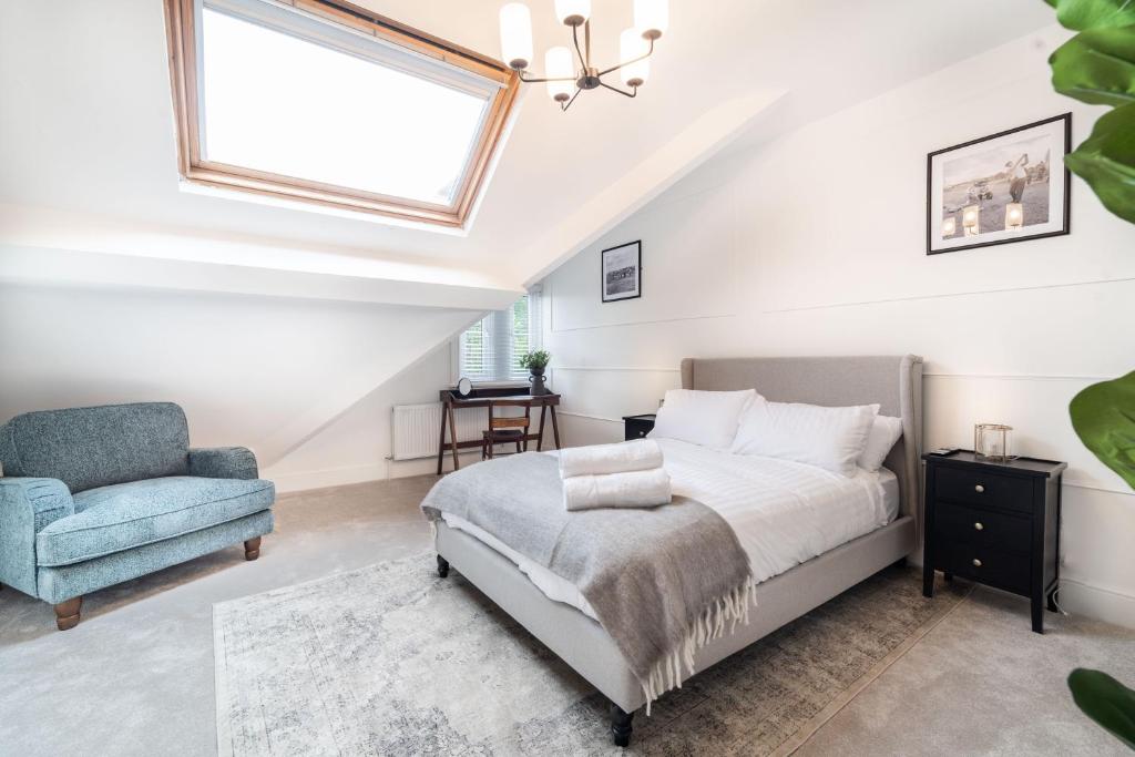 Гостиная зона в 8 The Quadrant Luxury Apartments - Hoylake