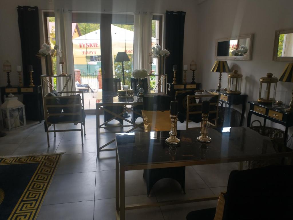 Posezení v ubytování Korab Wisełka & SPA