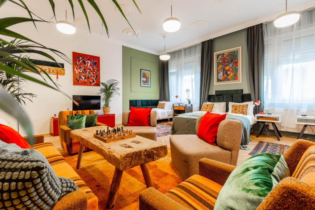 Beautiful view of Contemporary Penthouse Apartment With Modern Art Gallery