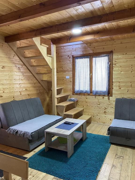 Prostor za sedenje u objektu Apartmani Milekić