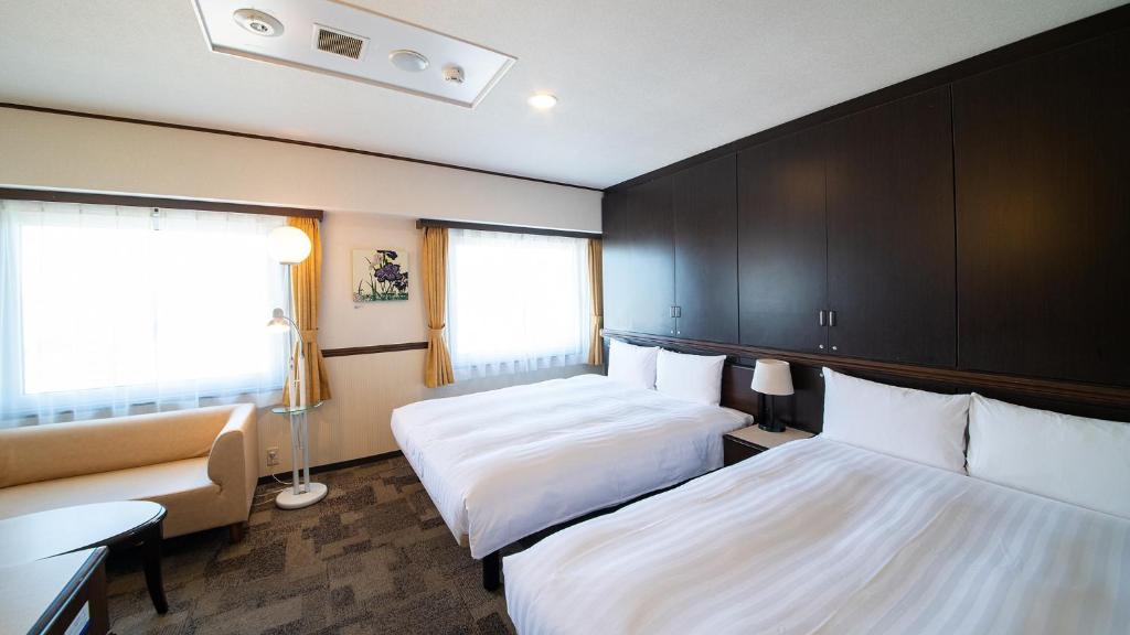 Toyoko Inn Tokyo Fussa Ekimae Higashi guchi - Chambre Lits Jumeaux De Luxe - Non-Fumeurs