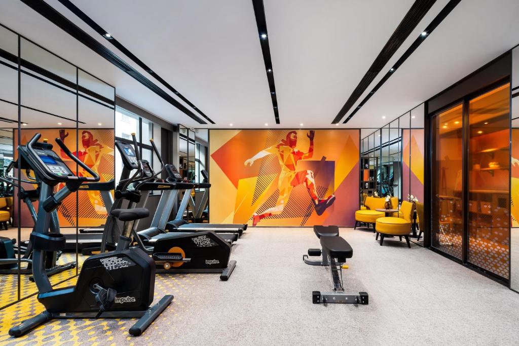Fitness centrum a/nebo fitness zařízení v ubytování Hampton by Hilton Hangzhou West Lake