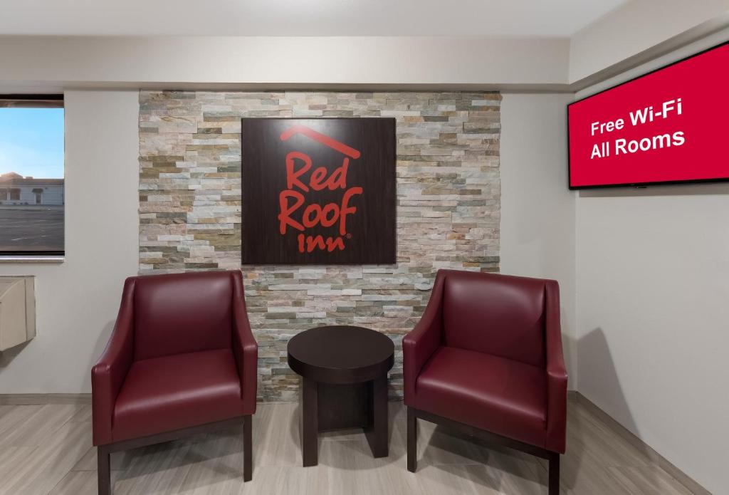 Red Roof Inn Mansfield photo