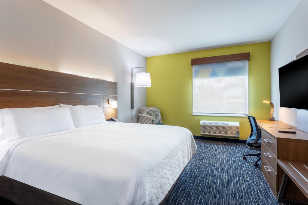 Holiday Inn Express & Suites - Miramar, an IHG Hotel - 王室 - 淋浴/非吸烟的移动性访问卷