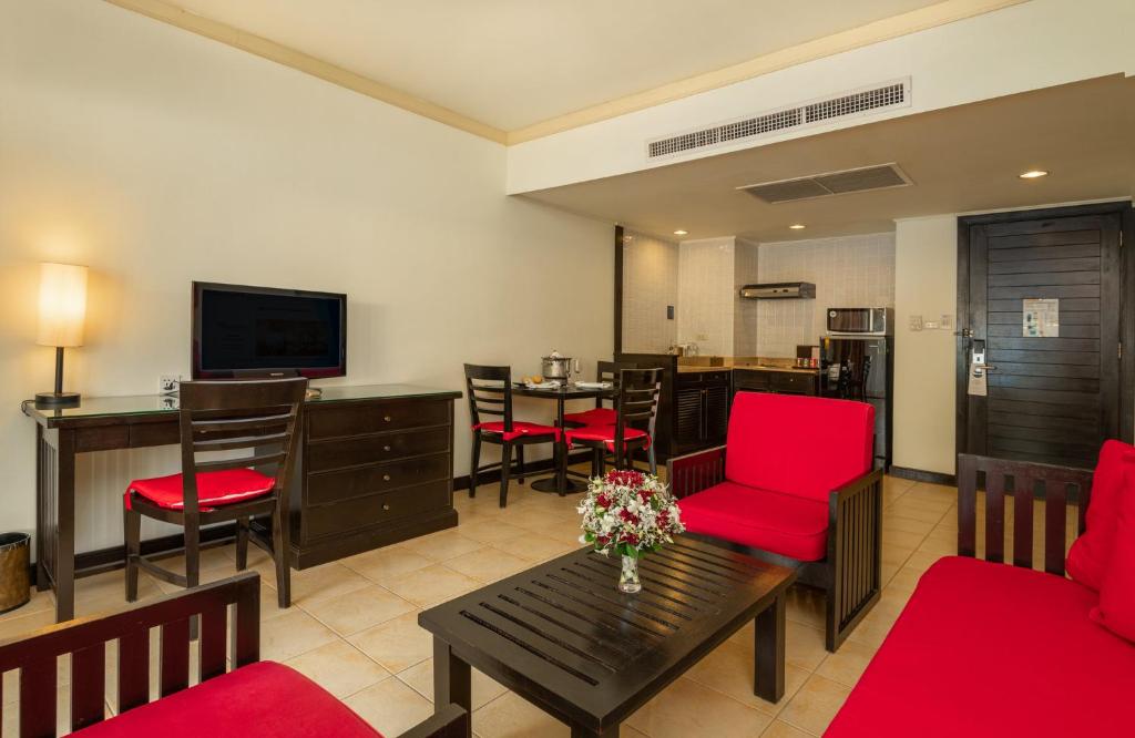 Centara Kata Resort Phuket - Resim 27