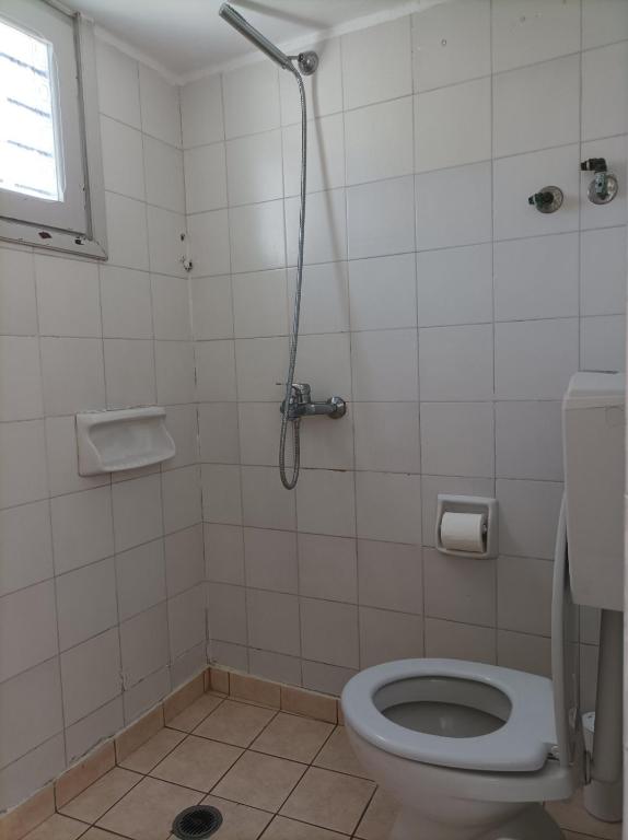 Koupelna v ubytování Sourmeli Garden Hotel