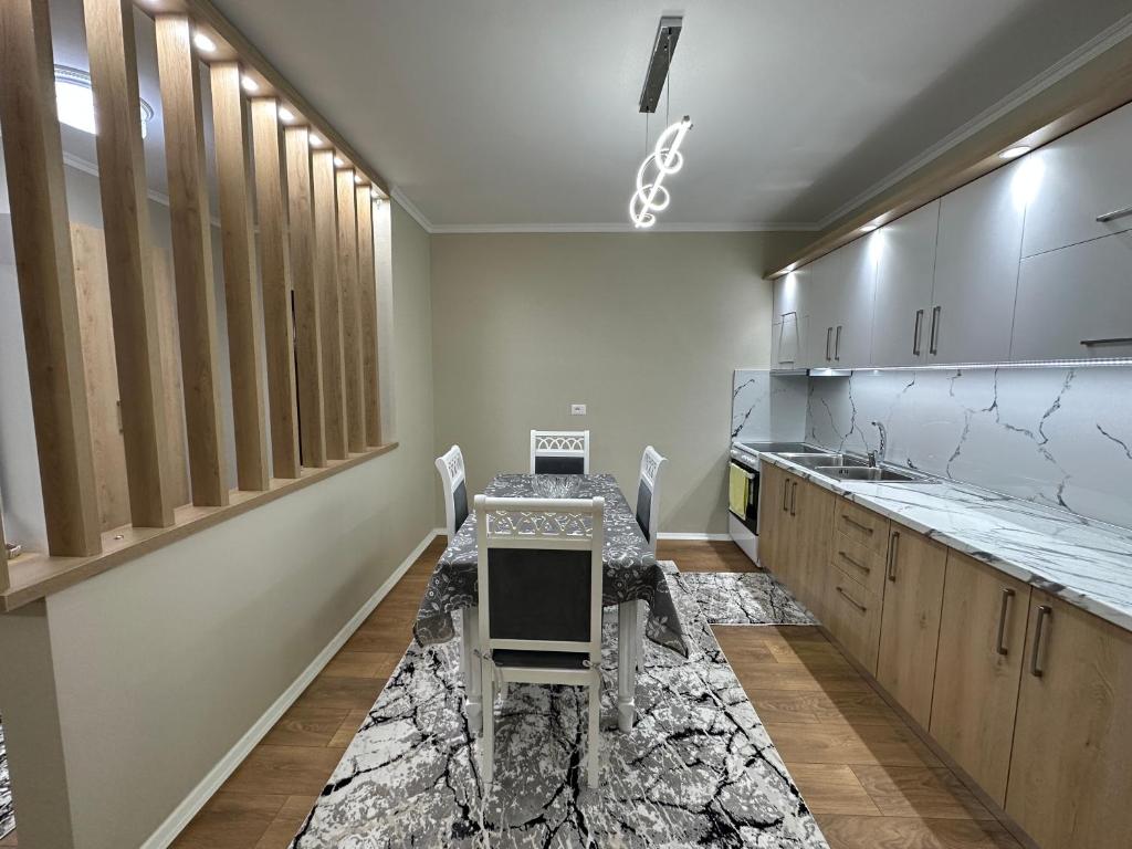Ledio’s Luxury Apartment - Image 4