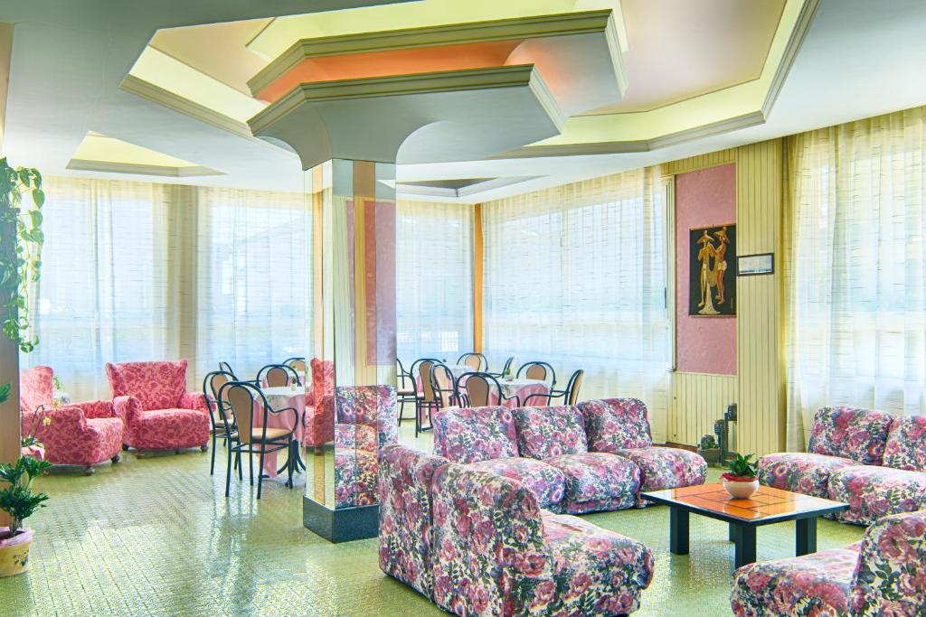 Posezení v ubytování Hotel Raimondi