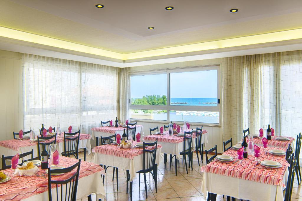 Restaurace v ubytování Hotel Raimondi