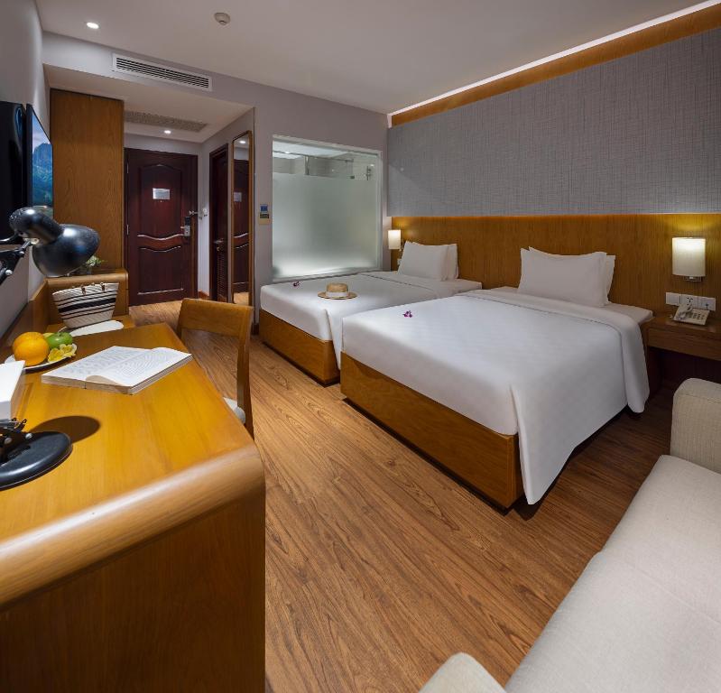 Gentle Sunshine Twin Room