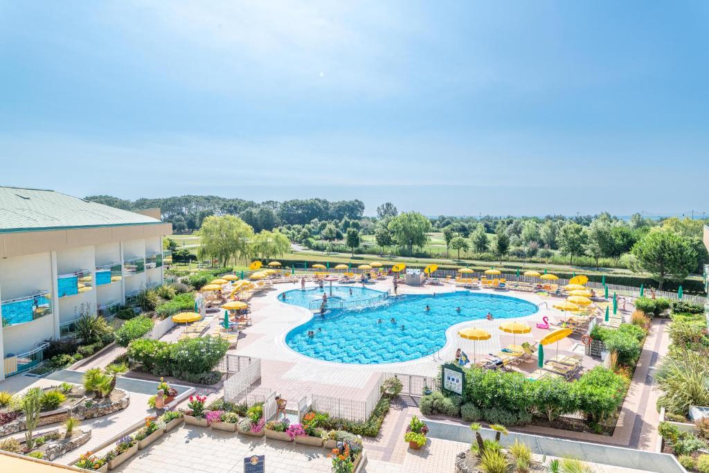 Bazén v ubytování Hotel Maregolf nebo v jeho okolí