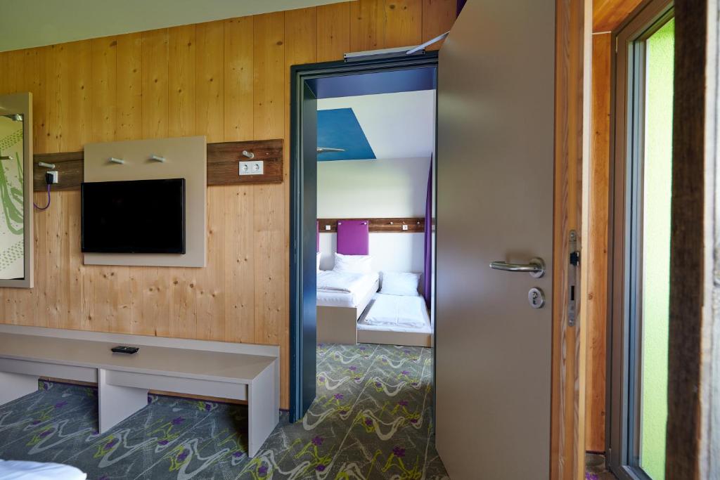 TV a/nebo společenská místnost v ubytování Explorer Hotel Bad Kleinkirchheim