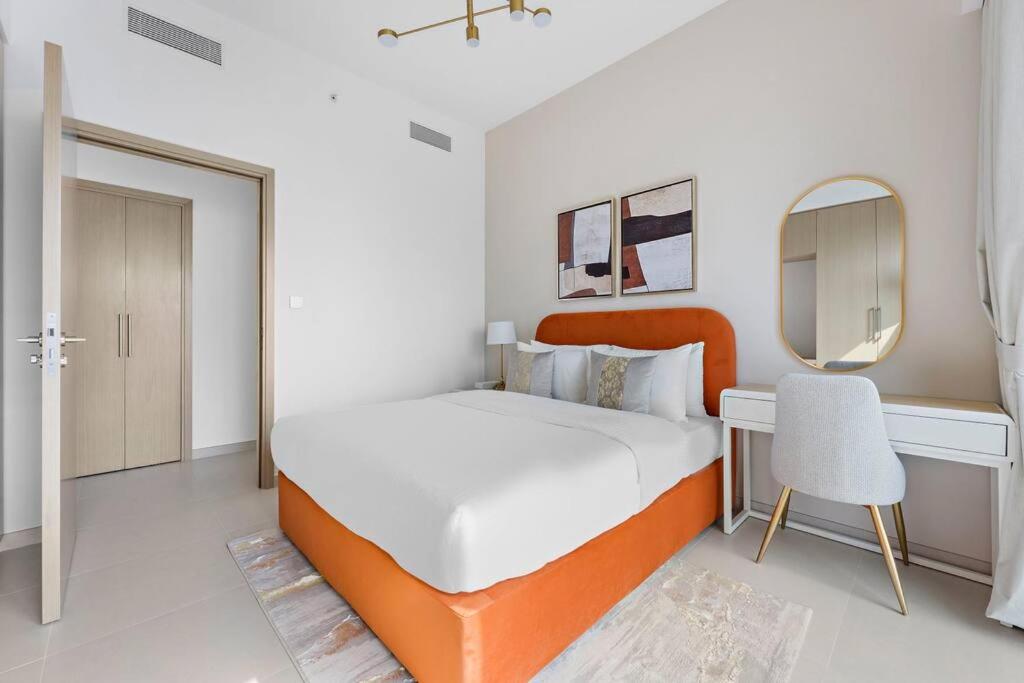 Fotografie z fotogalerie ubytování Luxe Burj Royale 2BR with Burj Khalifa View v Dubaji