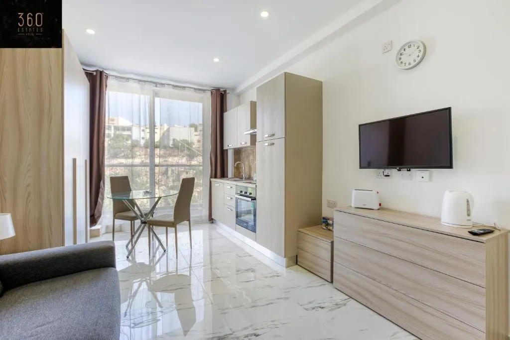 Cozy 1BR home in the centre of St Julians w/WIFI by 360 Estates