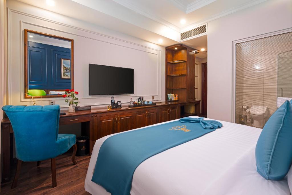 Grand Fleuve Boutique - 2