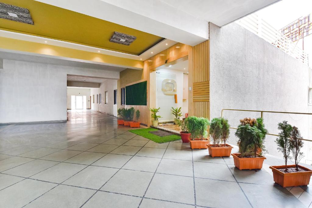 Zahrada ubytování FabHotel Symphony Grand