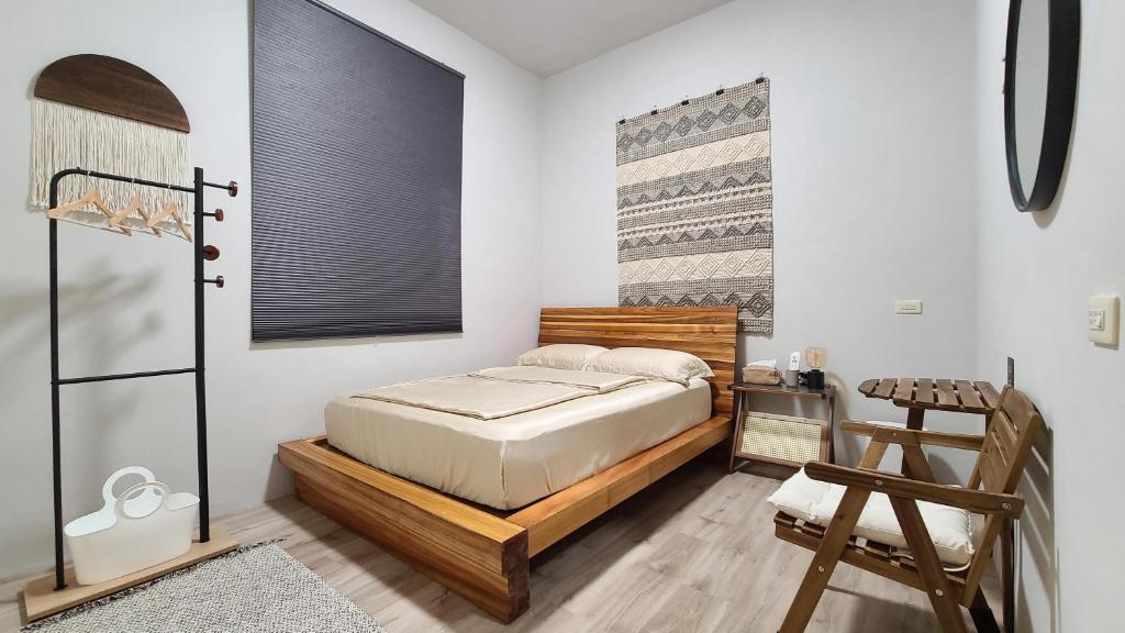 Postel nebo postele na pokoji v ubytování 山林間 - 露營 旅居 Camping & BNB in forests 預訂後請看訊息