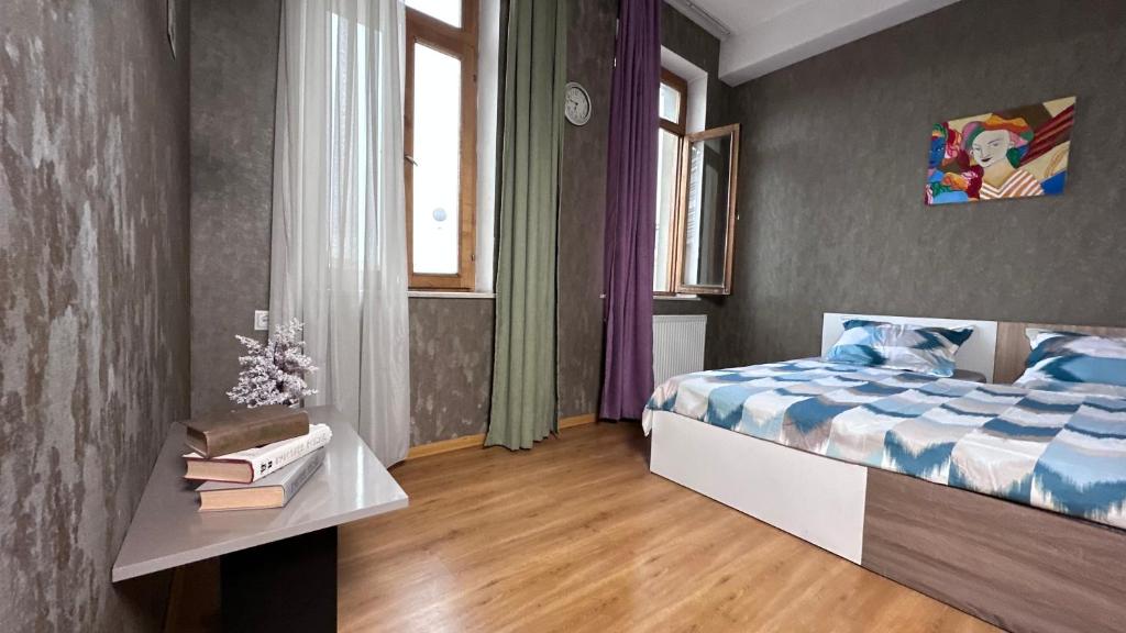 Postel nebo postele na pokoji v ubytování Hostel 13