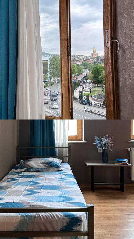 Postel nebo postele na pokoji v ubytování Hostel 13