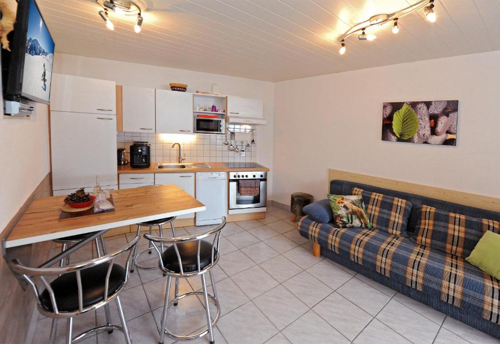 Kuchyňa alebo kuchynka v ubytovaní Apartment Rossbichl