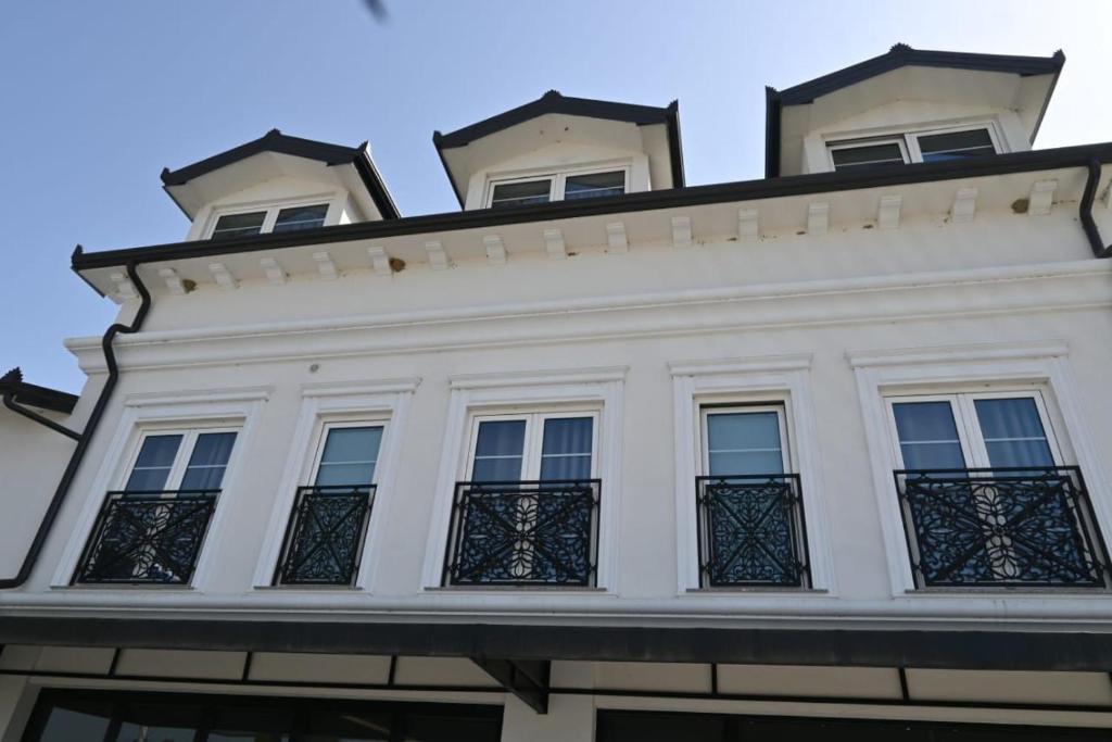Hotel Sole - Image 1