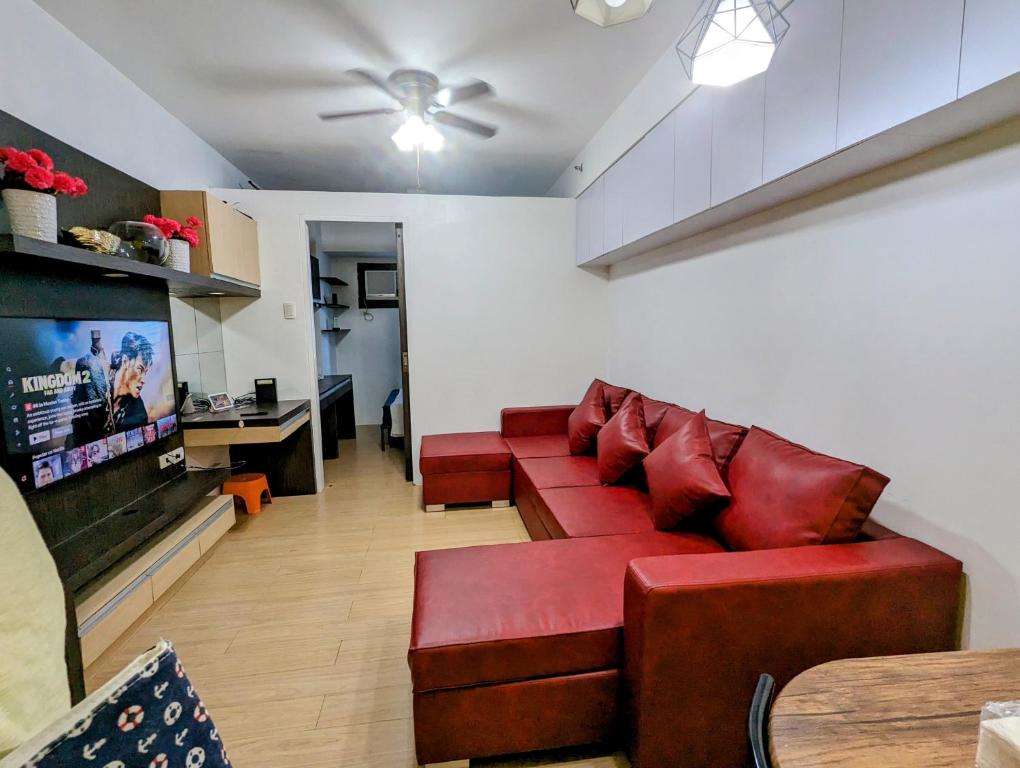 Premium 1BR at Mplace Music 50 Inch TV Pool pay Extra