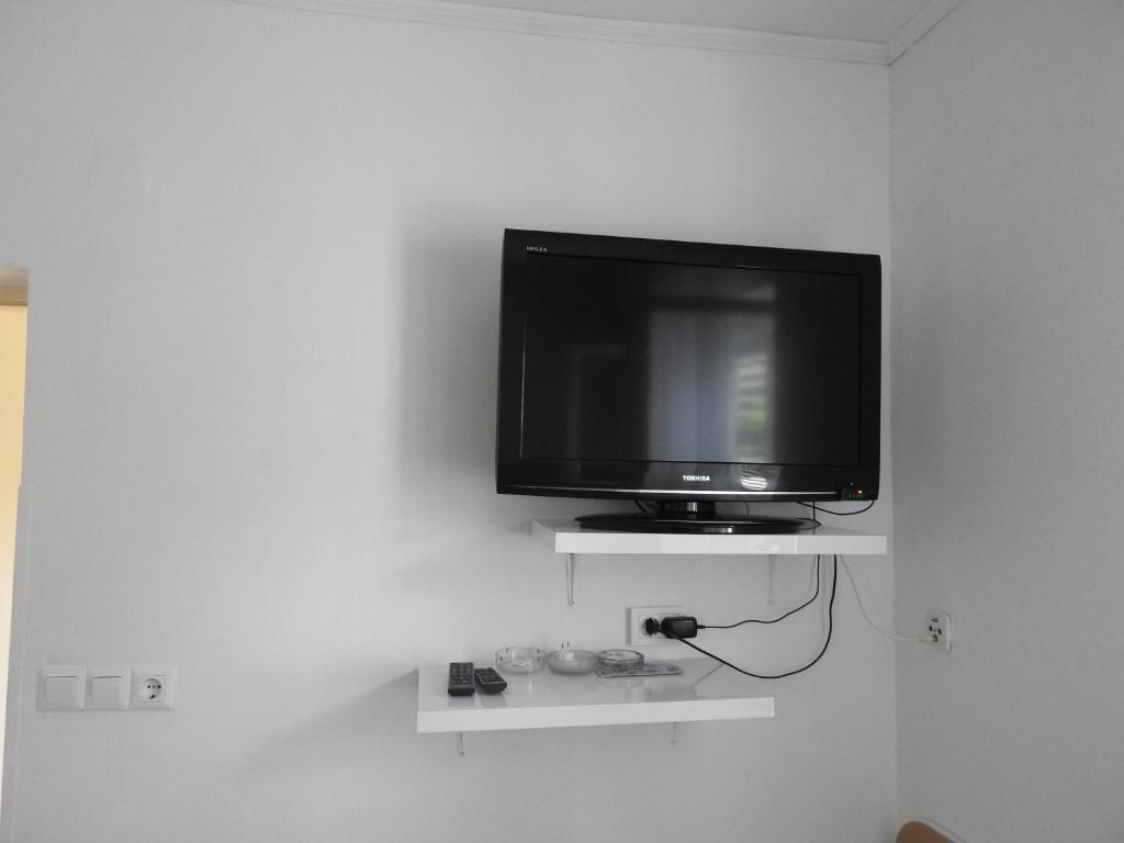 TV a/nebo společenská místnost v ubytování Apartman David