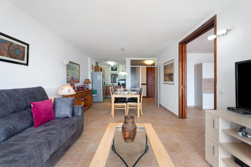 Fotografie z fotogalerie ubytování Apto 108 Wonder Located in front of the sea with swimming pool v destinaci Arona