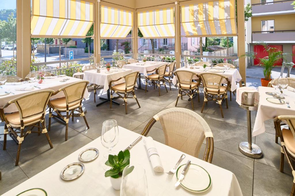 Restaurace v ubytování Hotel Ambassador