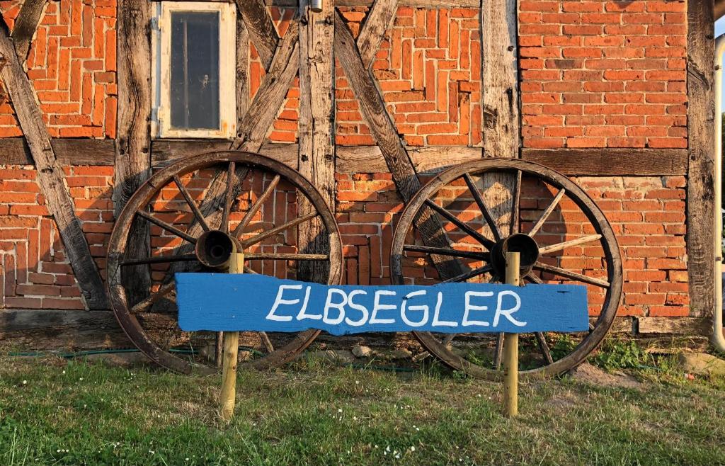 Fotografie z fotogalerie ubytování Ferienwohnung Elbsegler v destinaci Bleckede