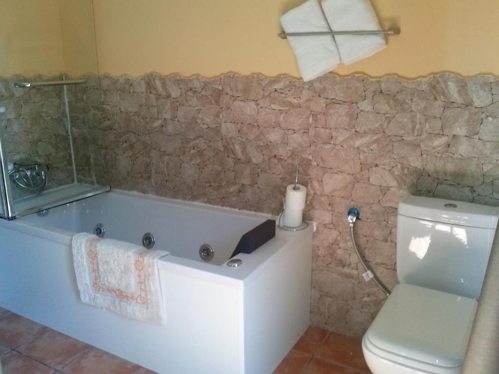 Koupelna v ubytování Hostal Suetxe