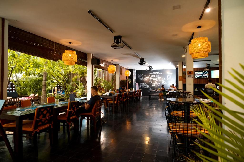 Restaurace v ubytování Mad Monkey Hostel Phnom Penh