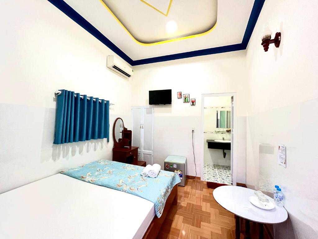 Minh Khoi Guest House - Eenpersoonskamer Met Een Eigen Badkamer